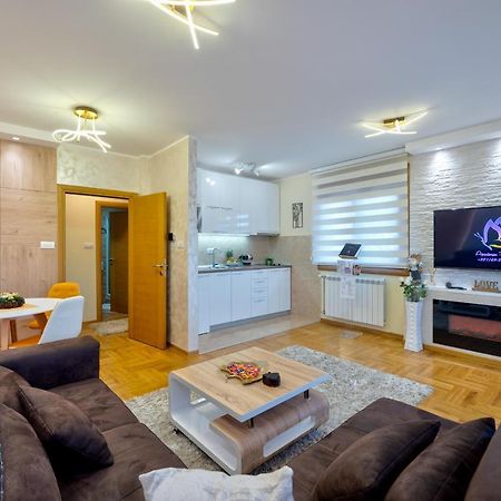 Apartment Papillon 3 Zlatibor Bagian luar foto